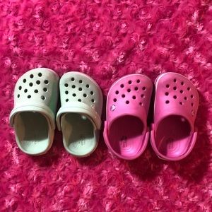 Crocs Toddler Bundle - Green/Pink Size 4